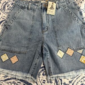 Easel patchwork Blue and Yellow Jean Shorts with Distressed Hem